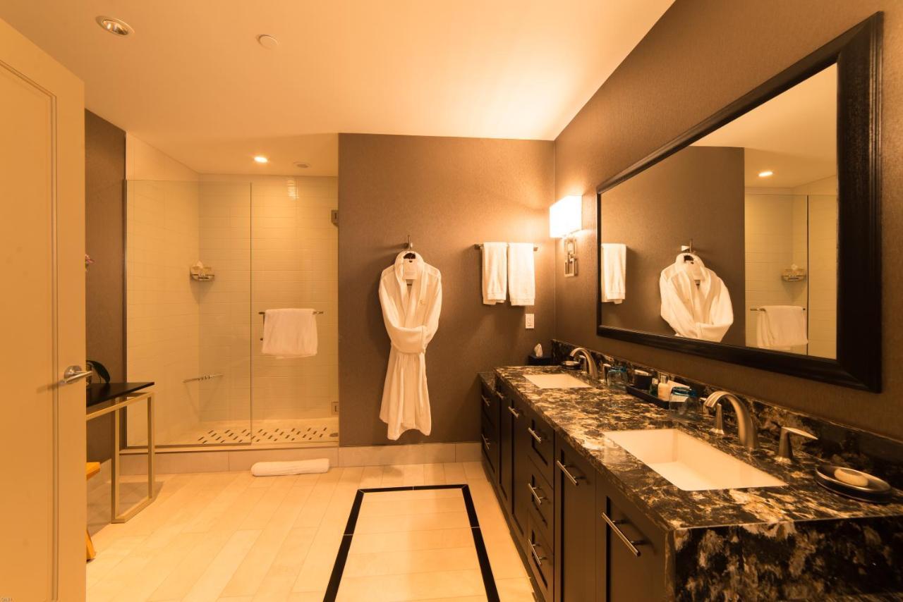 The Tennessean Personal Luxury Hotel Ноксвилл Экстерьер фото
