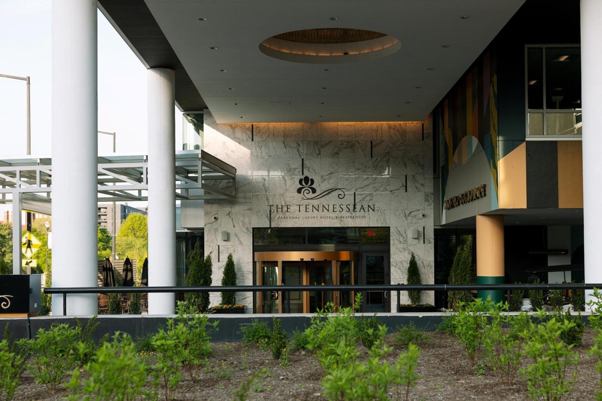 The Tennessean Personal Luxury Hotel Ноксвилл Экстерьер фото