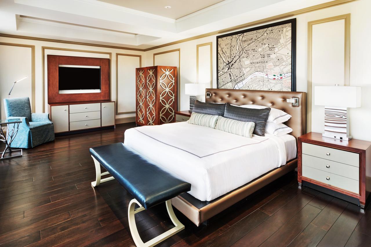 The Tennessean Personal Luxury Hotel Ноксвилл Экстерьер фото