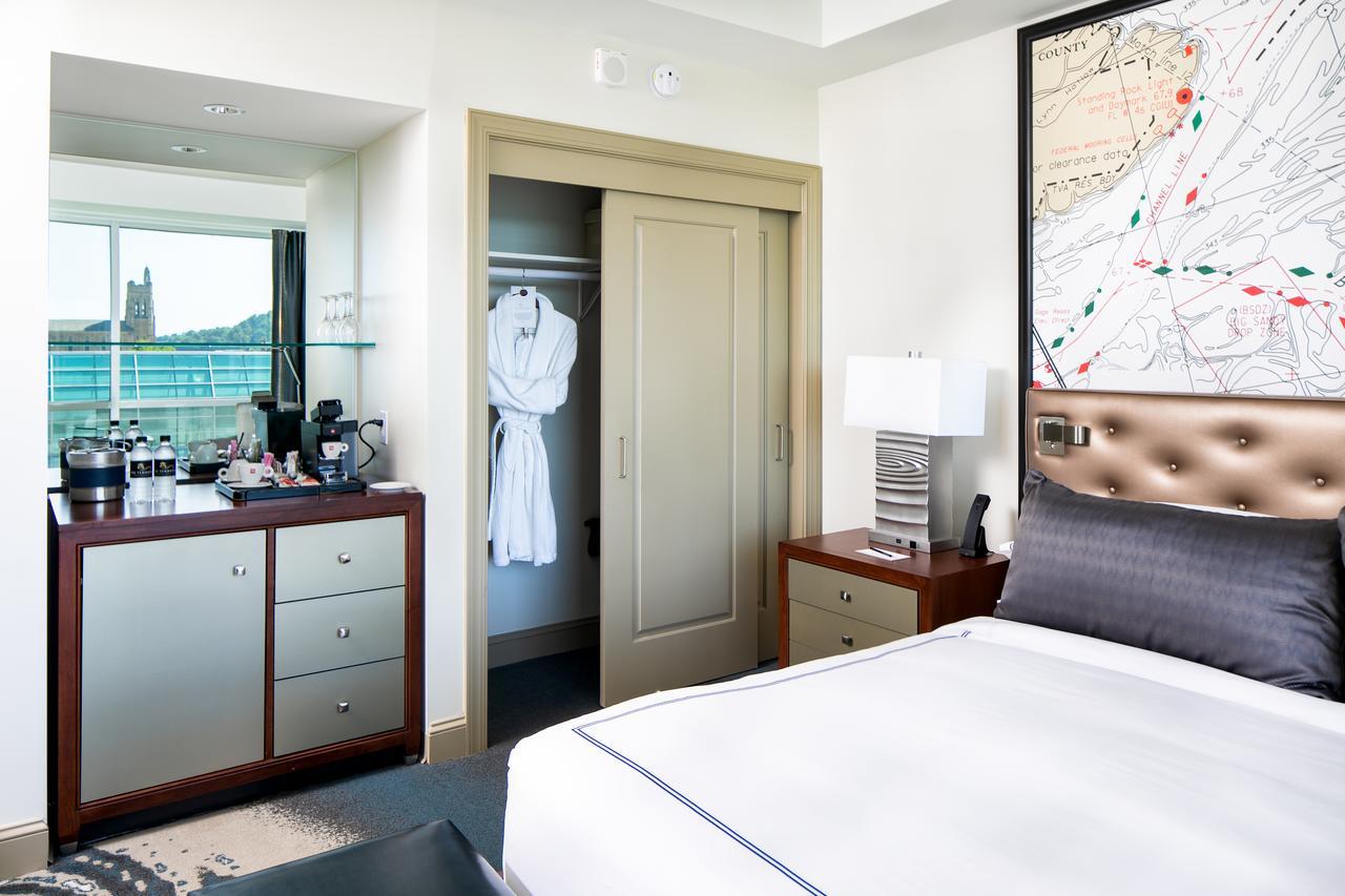 The Tennessean Personal Luxury Hotel Ноксвилл Экстерьер фото